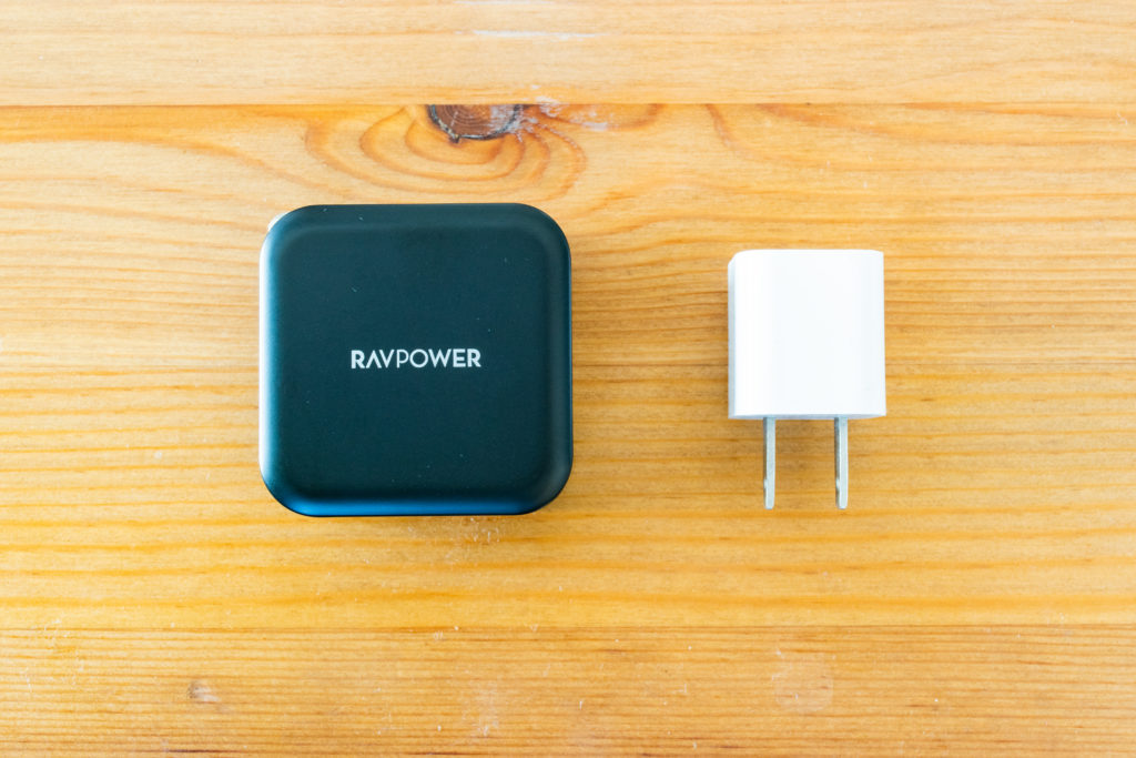 RAVPower USB 充電器 iPhone充電器と比較